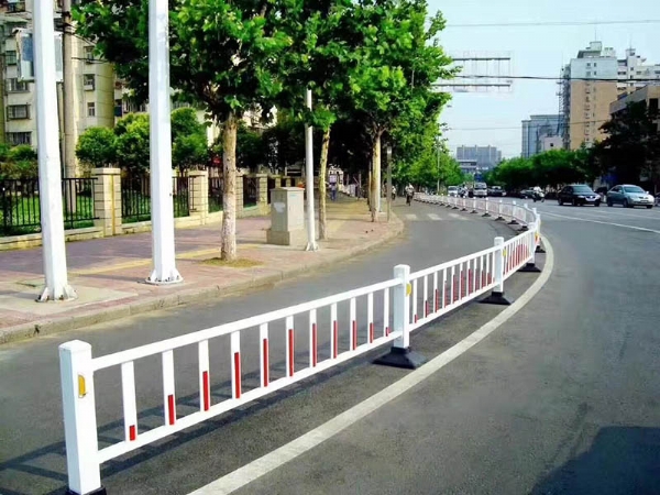 道路護欄